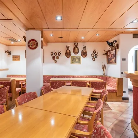 Alpina Hotell